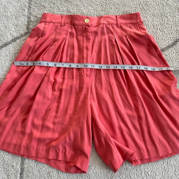 Vintage 80s/90s Pink 100% Silk Shorts 7.5" Inseam Breezy & Lightweight - Picture 2 of 7